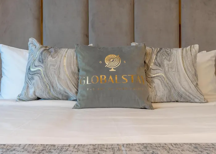 Globalstay Creek Rise Tower Elegant Apartments