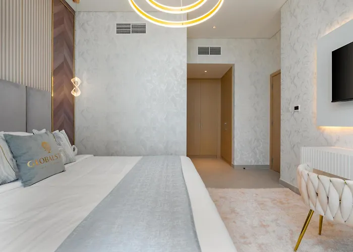 Globalstay Creek Rise Tower Elegant Apartments